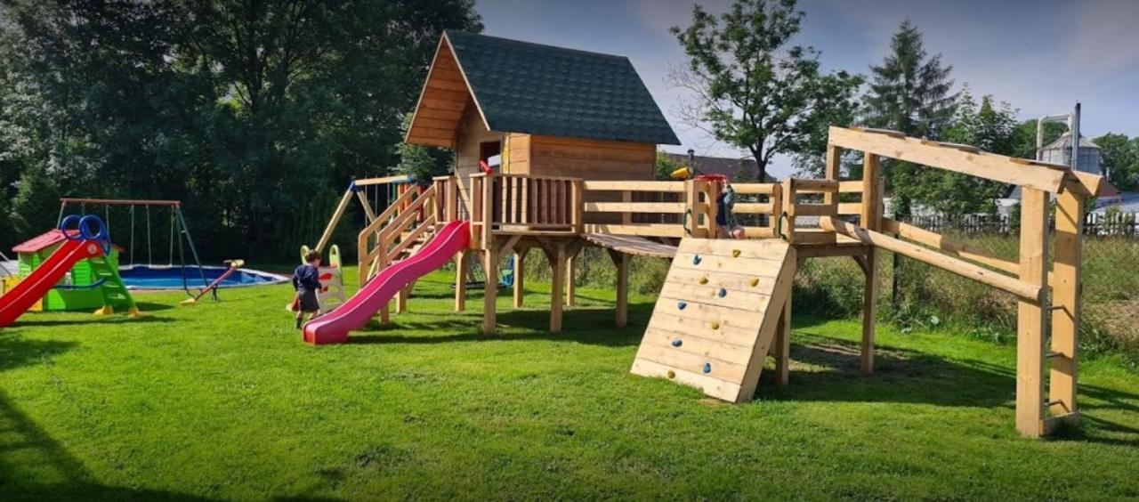 Wynajem Pokoi Pension Czarny Dunajec Buitenkant foto
